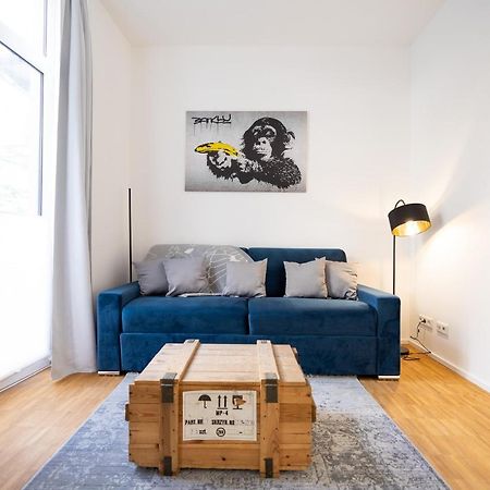 Ko-Living - Beatles Und Banksy Suites & Studios Am Eselsbrunnen - Altstadt - Kueche Halle  Exterior photo